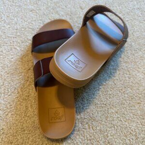 REEF Cushion Sandals